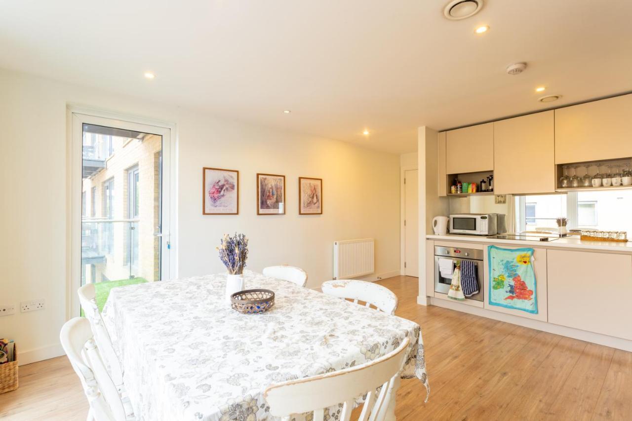 Amazing Modern 2 Bedroom Flat In Greenwich For 4 People London Exterior photo